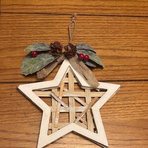 Rustic Holiday Star Ornament with Greenery